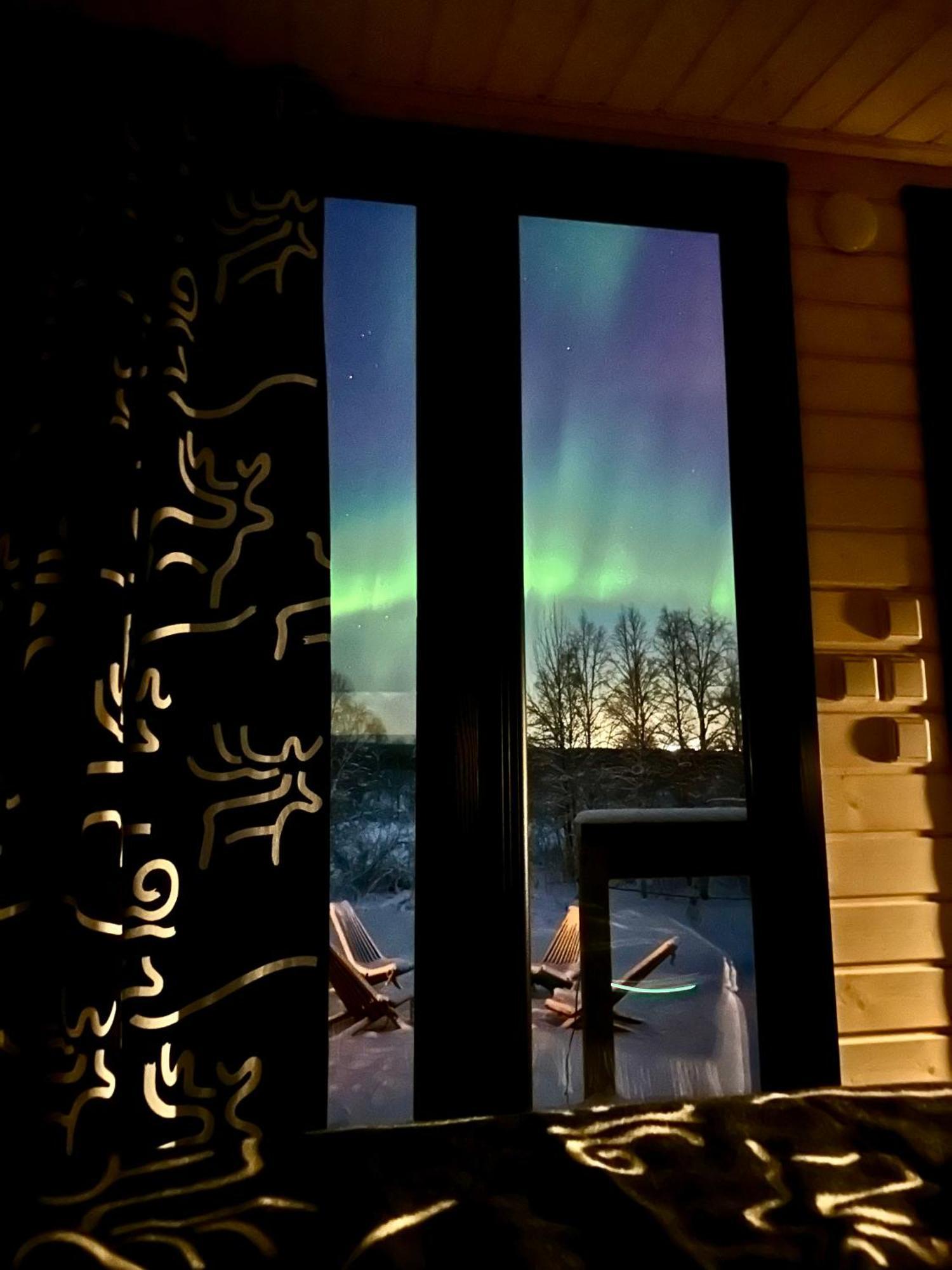 רובניימי Aurora Forest Lodge מראה חיצוני תמונה